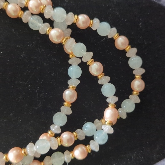 Horne's Vintage Triple Strand Faux Pearl Choker & Pierced Earring Set - Picture 3 of 6